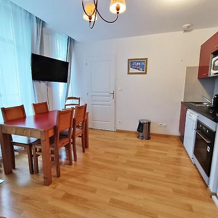 Il Etait Une Fois Luchon, T2, Centre Luchon, Wifi, Casier A Skis, Ascenseur, 4 Personnes Apartman Bagnères-de-Luchon Kültér fotó